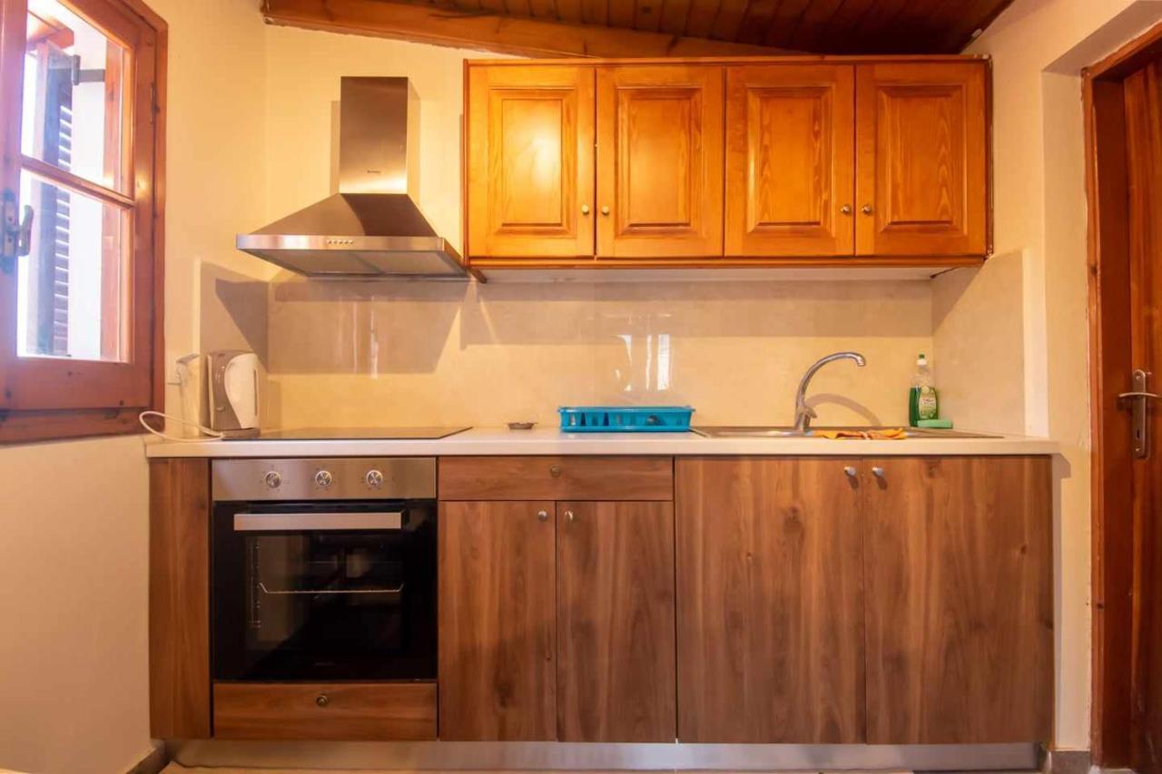 Fotios Roof Apartment Acharavi  Dış mekan fotoğraf